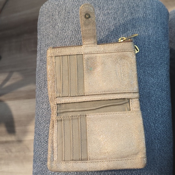 Fossil Fold Wallet in Metallic Light Gold/Tan - Picture 5 of 11